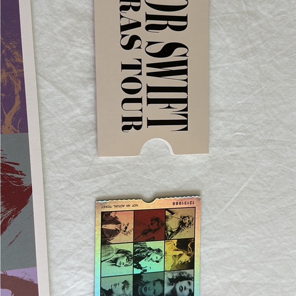 Taylor Swift Eras Tour Vip Box - Picture 6 of 10